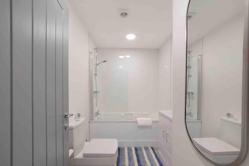 Town Center Apartment In Bishops Stortford Birchanger Exterior foto